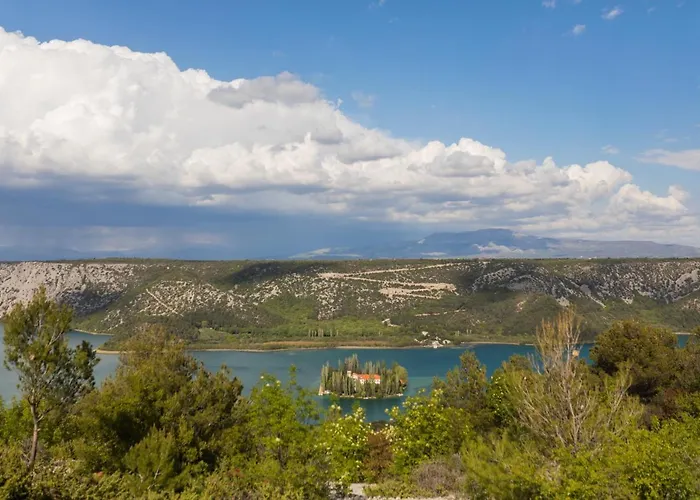 בית נופש Mg *